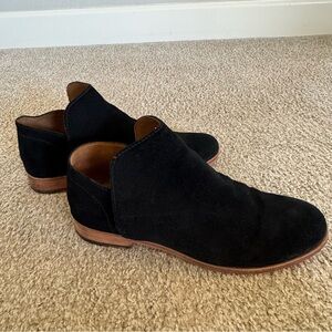 Frye Elyssa Black Suede Ankle Boots